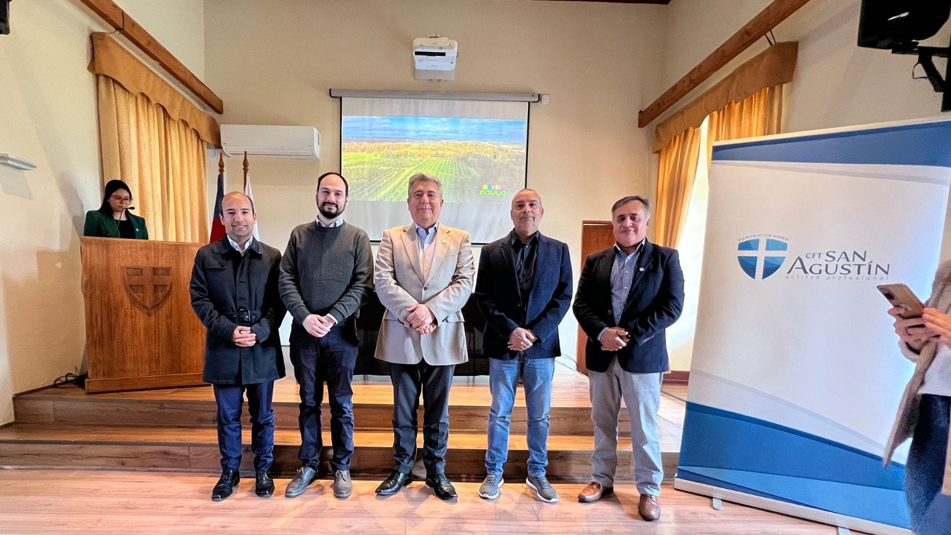 Nuestra casa de estudios firmó importante convenio de colaboración con Maule Alimenta